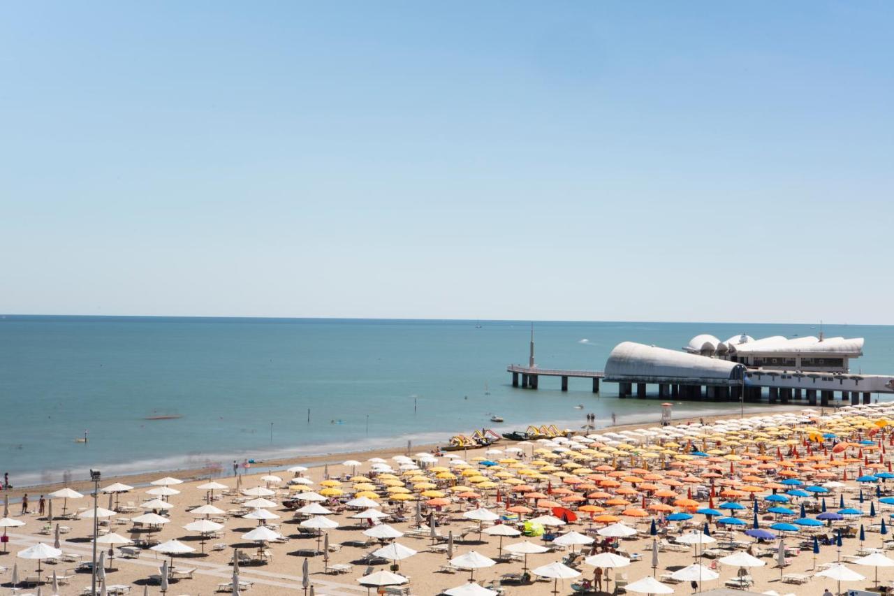 Hotel Pelikan Λινιάνο Σαμπιαντόρο Εξωτερικό φωτογραφία