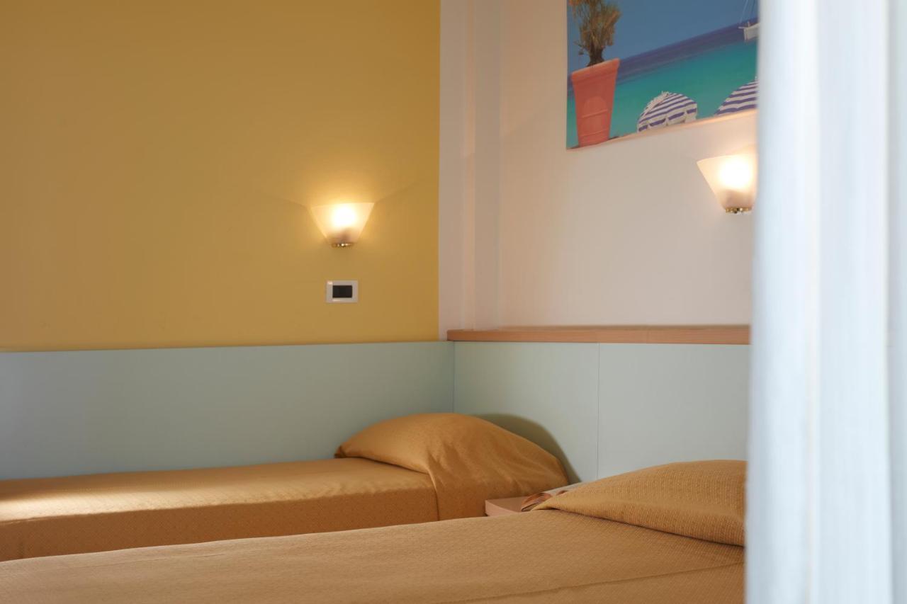 Hotel Pelikan Λινιάνο Σαμπιαντόρο Εξωτερικό φωτογραφία
