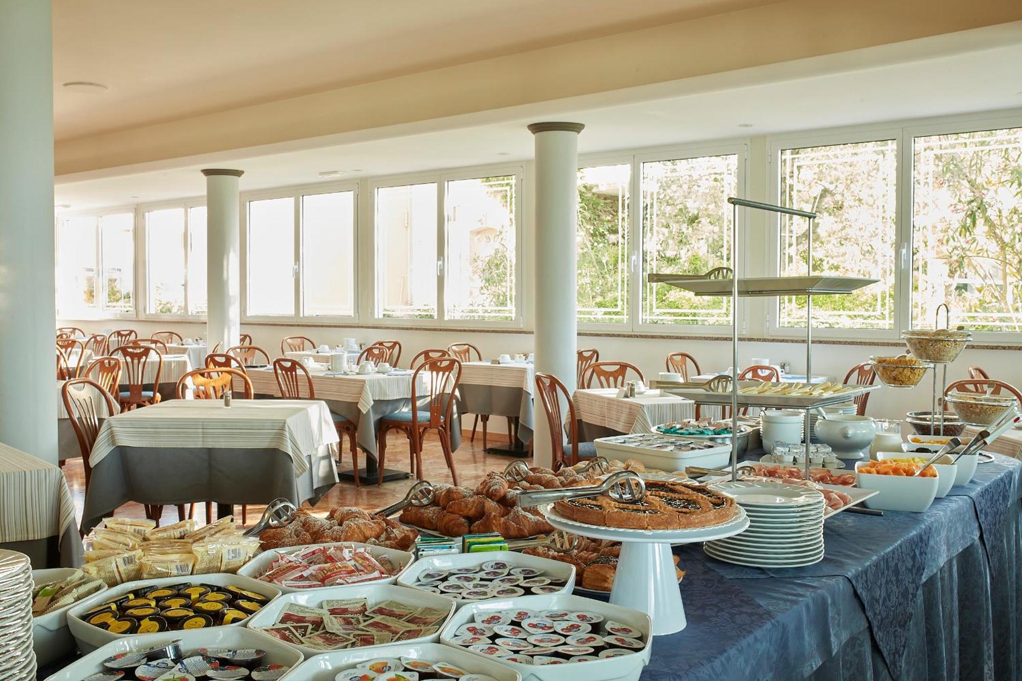 Hotel Pelikan Λινιάνο Σαμπιαντόρο Εξωτερικό φωτογραφία