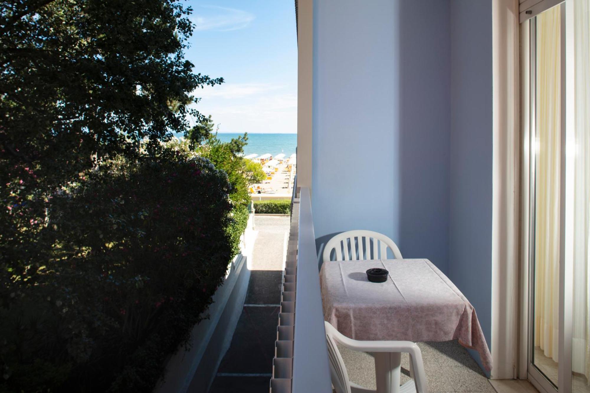 Hotel Pelikan Λινιάνο Σαμπιαντόρο Εξωτερικό φωτογραφία
