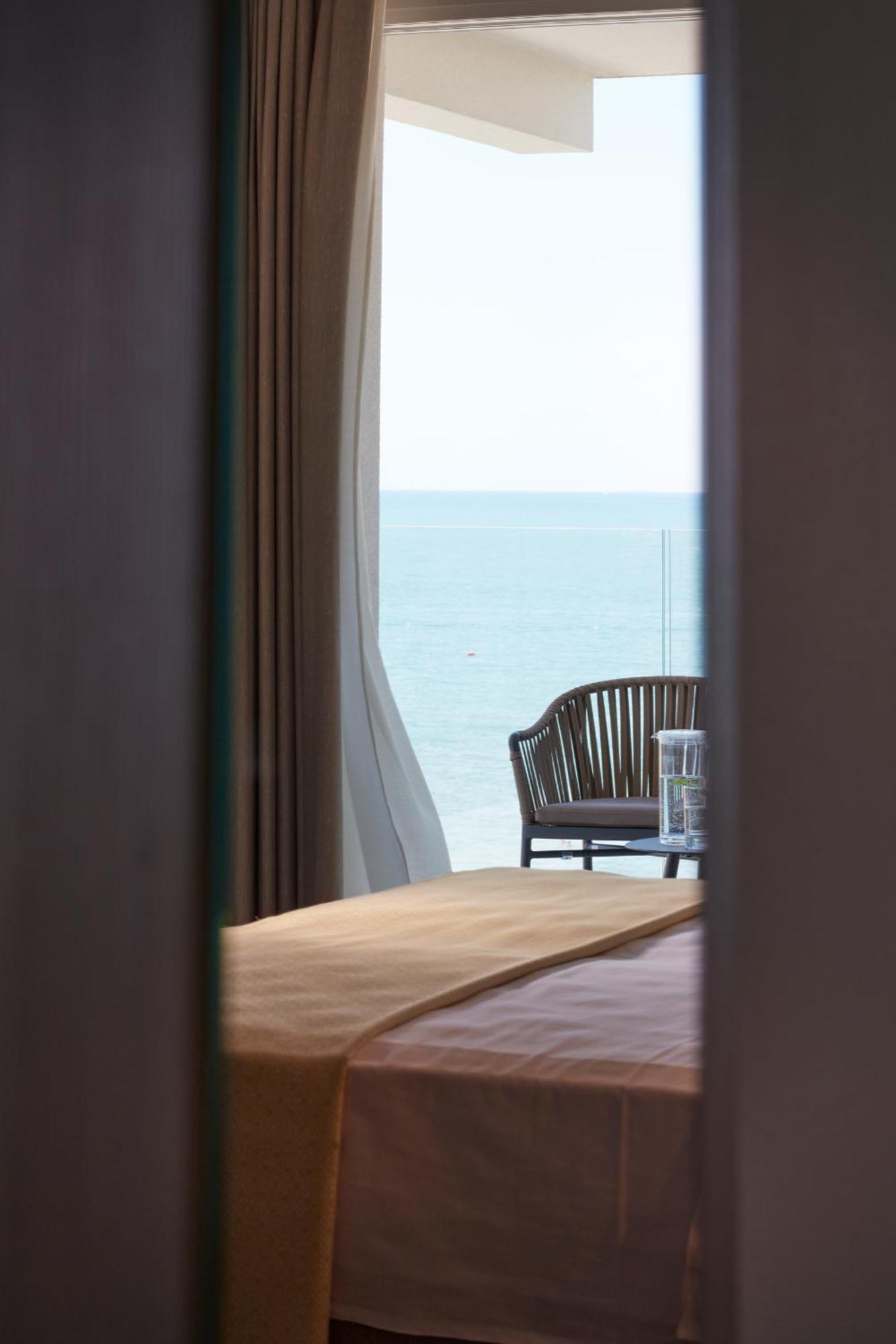 Hotel Pelikan Λινιάνο Σαμπιαντόρο Εξωτερικό φωτογραφία