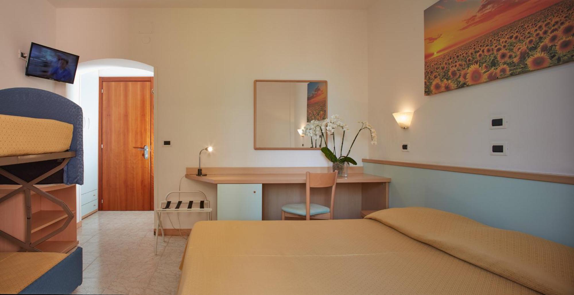 Hotel Pelikan Λινιάνο Σαμπιαντόρο Εξωτερικό φωτογραφία