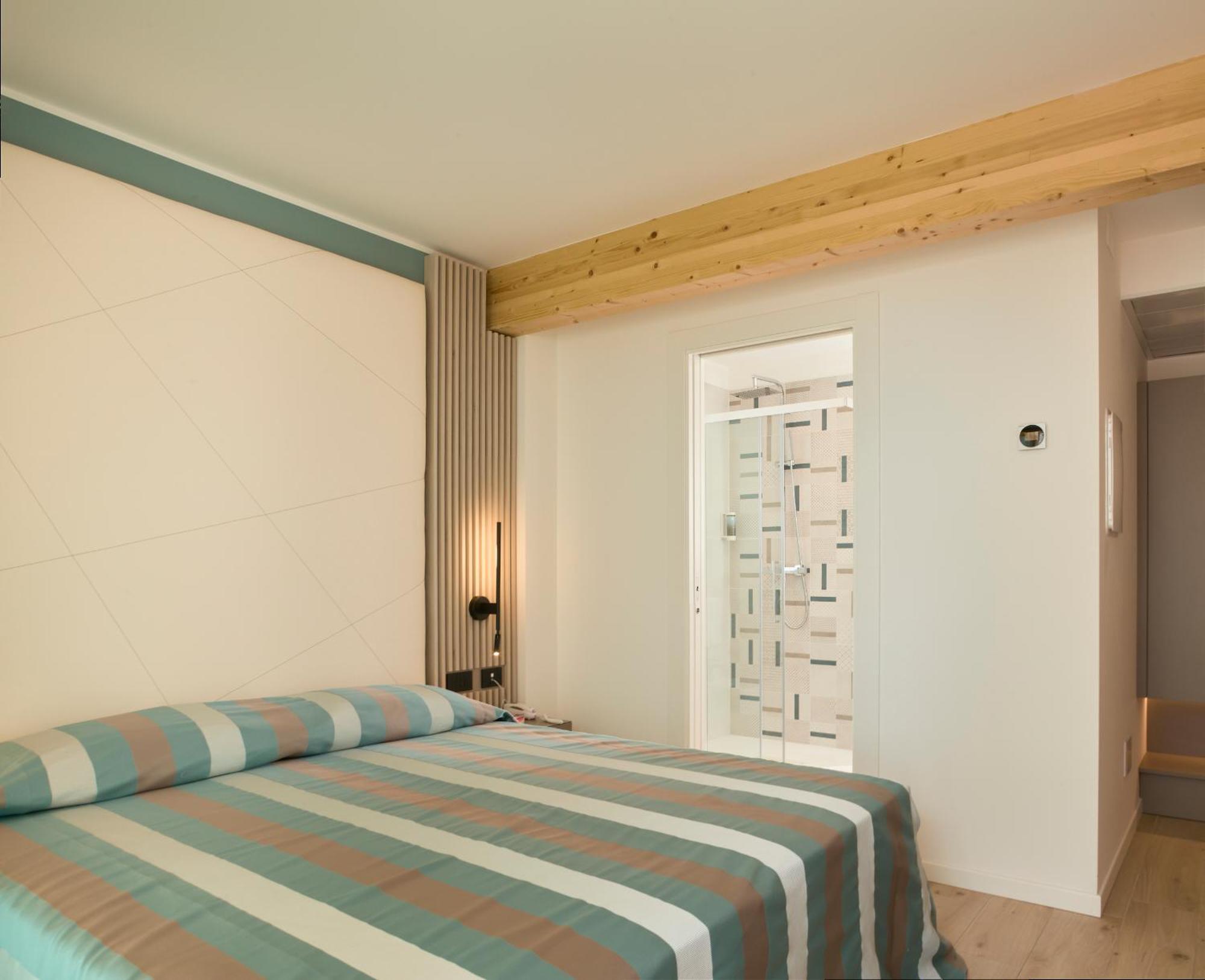 Hotel Pelikan Λινιάνο Σαμπιαντόρο Εξωτερικό φωτογραφία