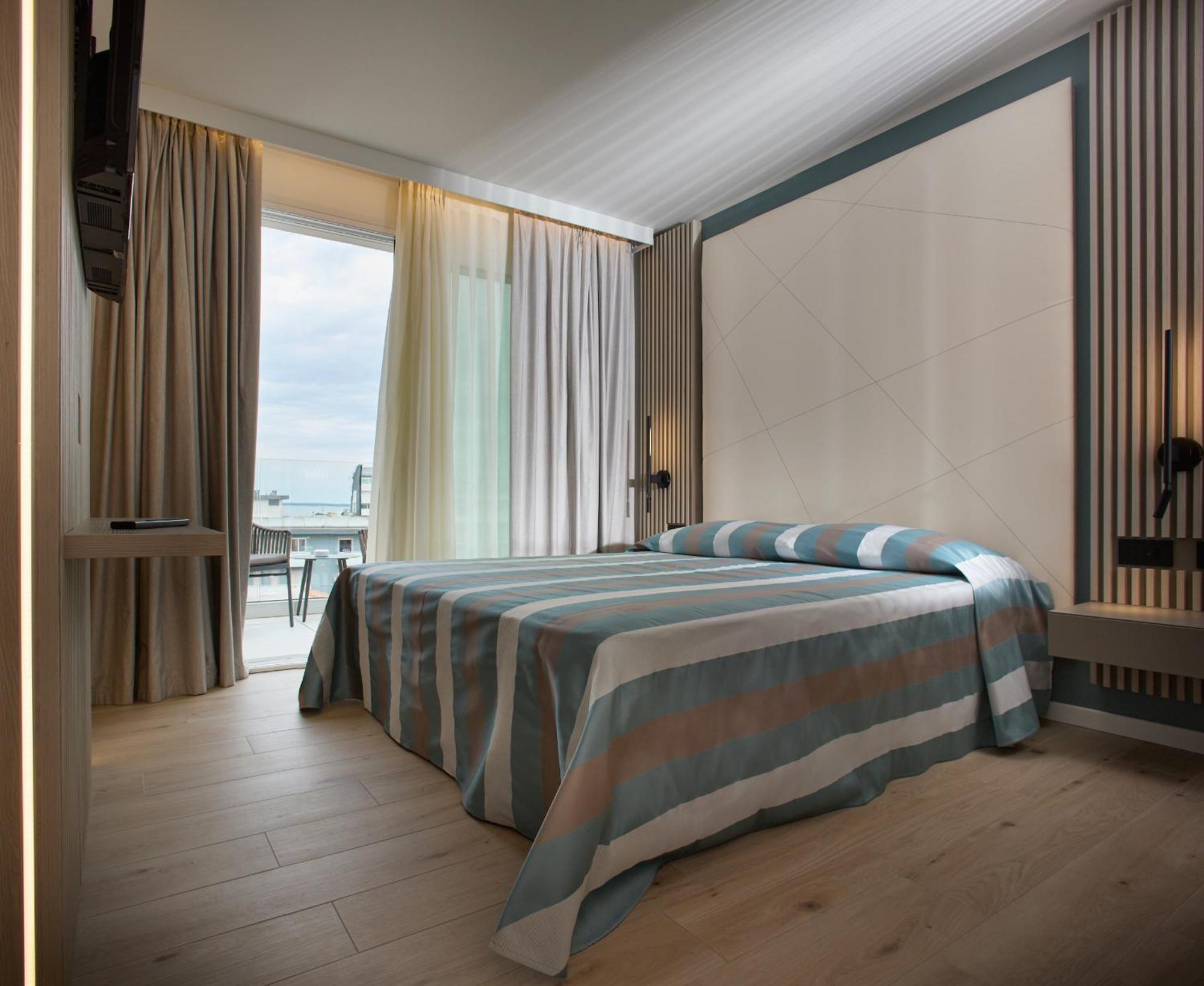 Hotel Pelikan Λινιάνο Σαμπιαντόρο Εξωτερικό φωτογραφία